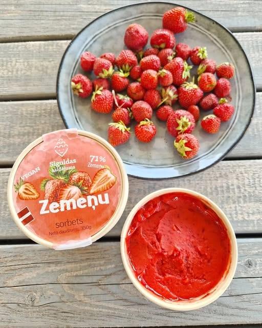 Zemeņu sorbets